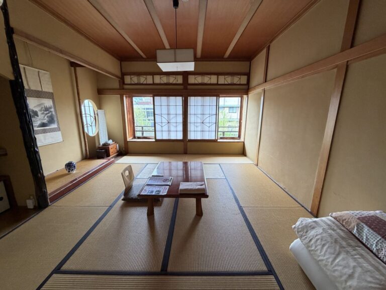 traditionally styled Japanese room at K's House Ito