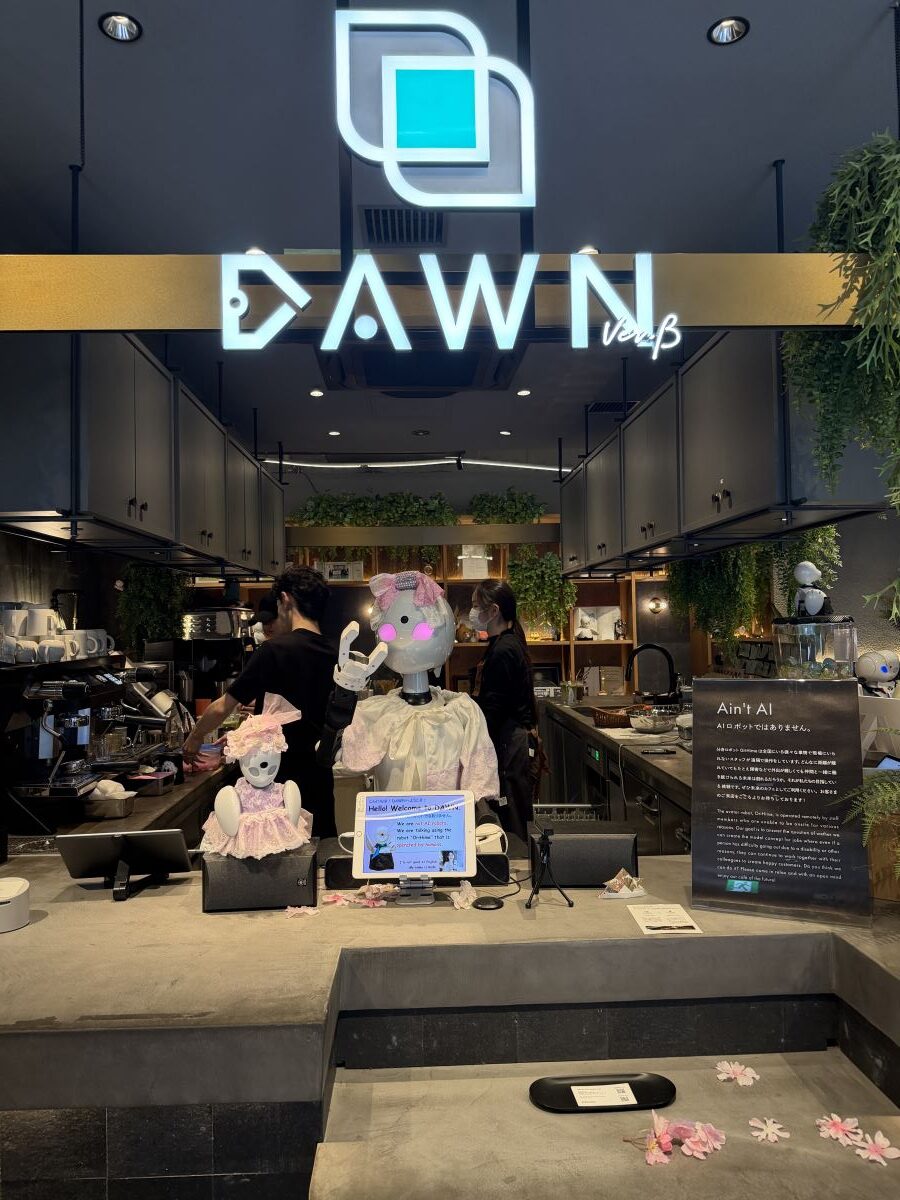 Robots greet guests at Dawn Cafe in Tokyo